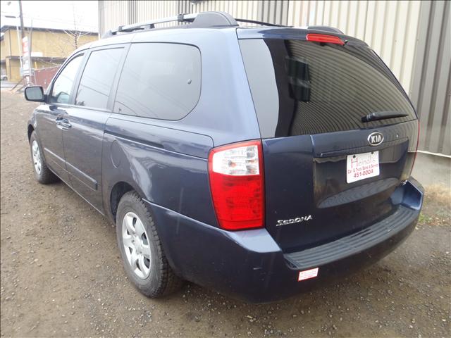 2008 Kia Sedona Unknown