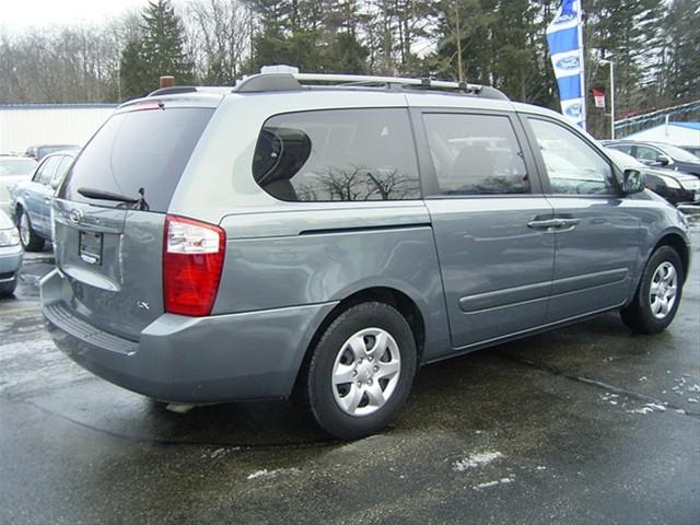 2008 Kia Sedona Elk Conversion Van