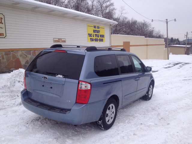 2008 Kia Sedona 2WD Crew Cab LWB XE Truck