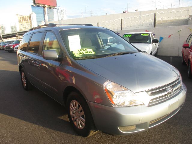 2008 Kia Sedona Unknown