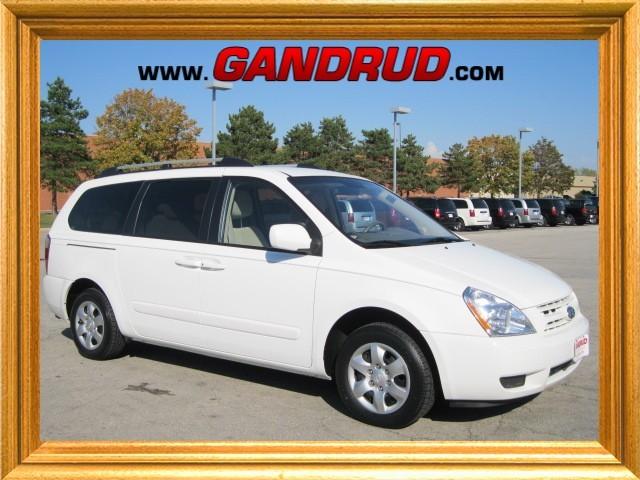 2008 Kia Sedona Elk Conversion Van