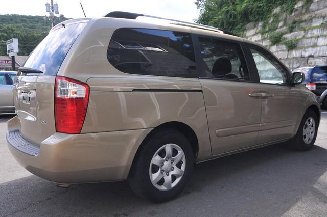 2009 Kia Sedona Elk Conversion Van