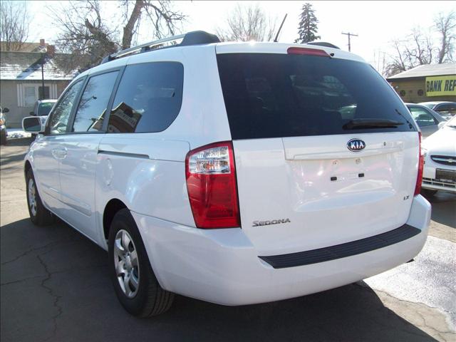 2009 Kia Sedona 2.5sone Owner