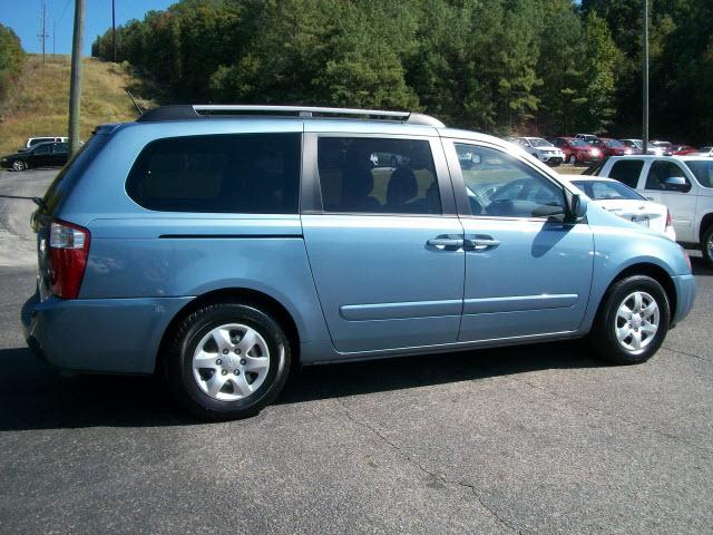 2009 Kia Sedona Elk Conversion Van