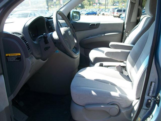 2009 Kia Sedona Elk Conversion Van