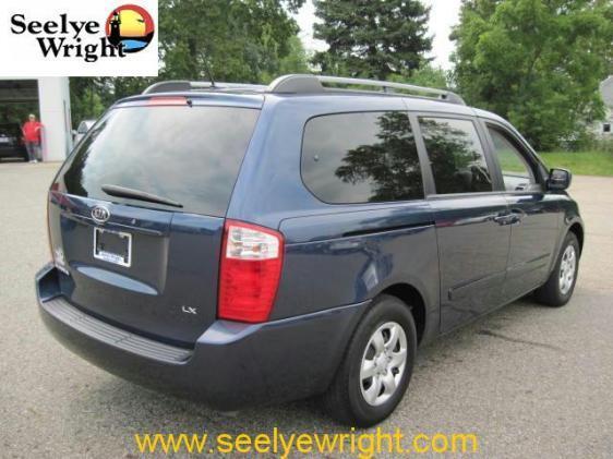 2009 Kia Sedona Unknown