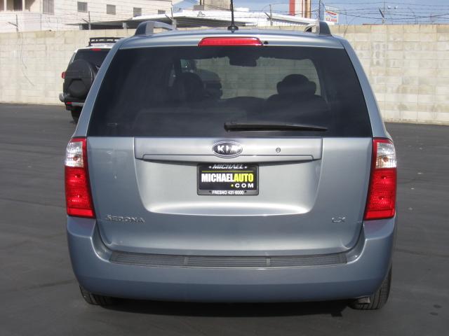 2009 Kia Sedona Elk Conversion Van