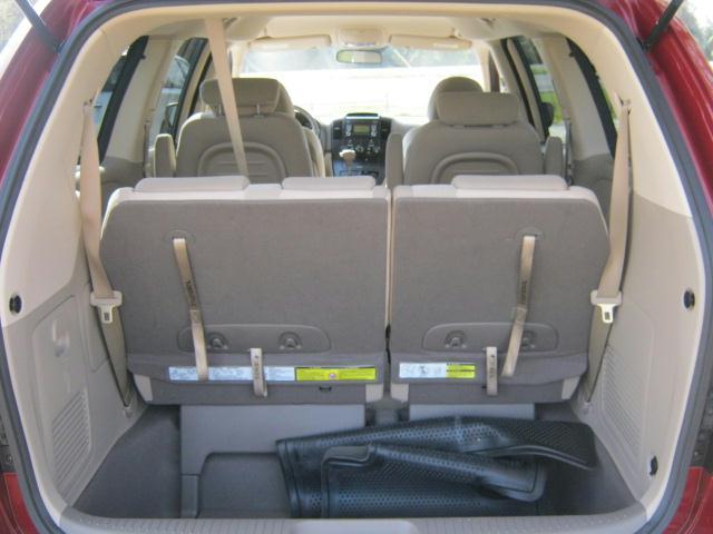 2010 Kia Sedona Unknown