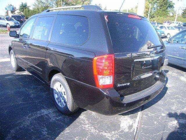 2011 Kia Sedona Elk Conversion Van