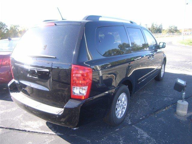 2011 Kia Sedona Elk Conversion Van