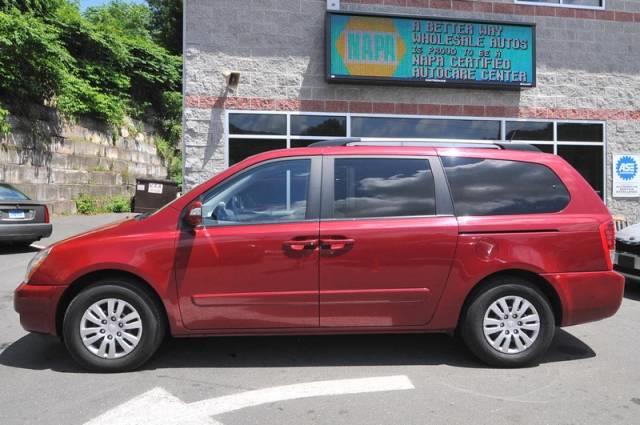 2011 Kia Sedona Elk Conversion Van