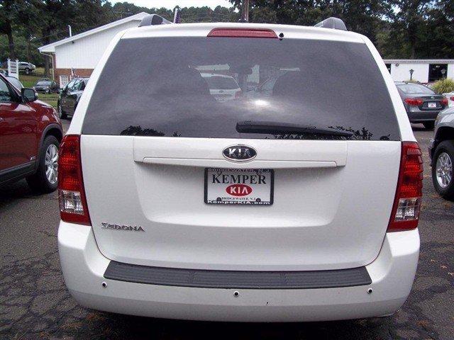 2011 Kia Sedona Elk Conversion Van