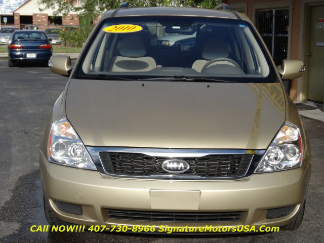 2011 Kia Sedona 2WD Crew Cab LWB XE Truck