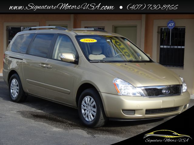 2011 Kia Sedona 2WD Crew Cab LWB XE Truck