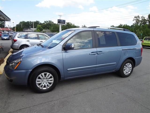 2011 Kia Sedona Elk Conversion Van