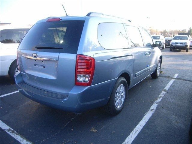 2011 Kia Sedona Elk Conversion Van