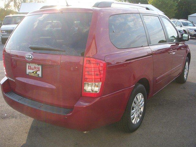 2011 Kia Sedona Elk Conversion Van