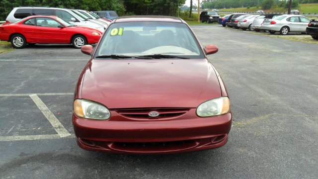 2001 Kia Sephia Base