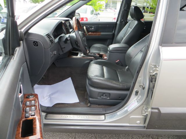 2003 Kia Sorento CREW CAB