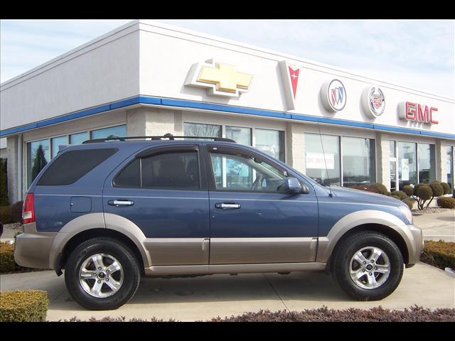 2003 Kia Sorento For Passenger W/ Limited Mobility