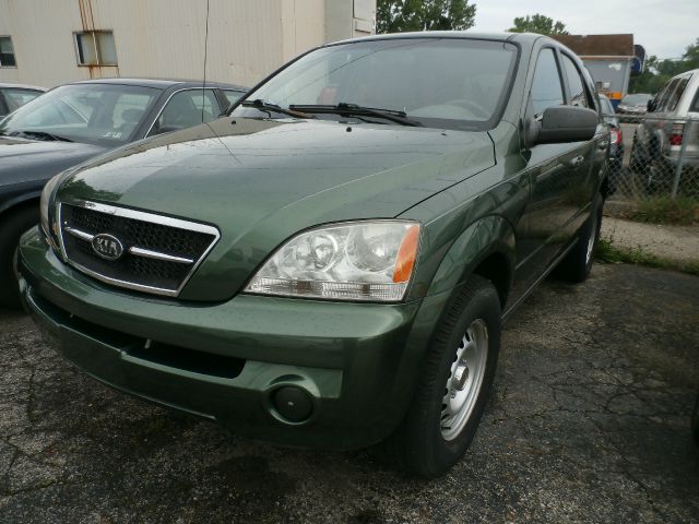 2003 Kia Sorento LS Truck