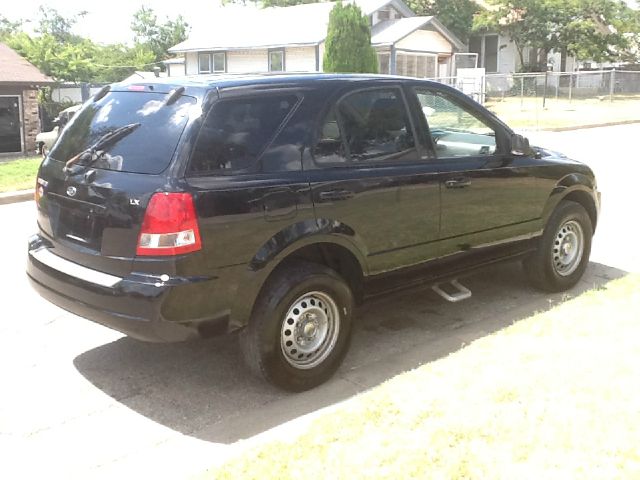 2003 Kia Sorento Crew Cab 126.0 WB 1SC LS Z85