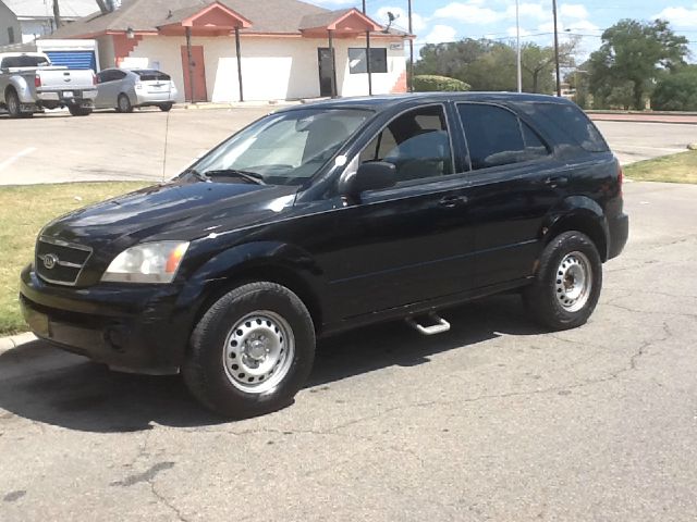 2003 Kia Sorento Crew Cab 126.0 WB 1SC LS Z85