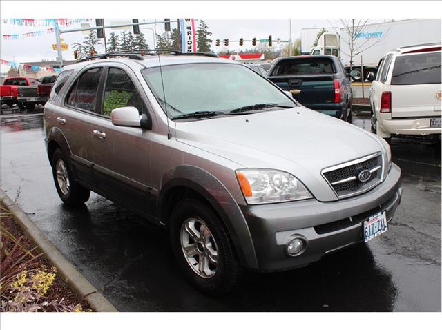 2003 Kia Sorento BASE LS XTR