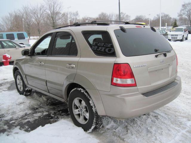 2004 Kia Sorento Unknown