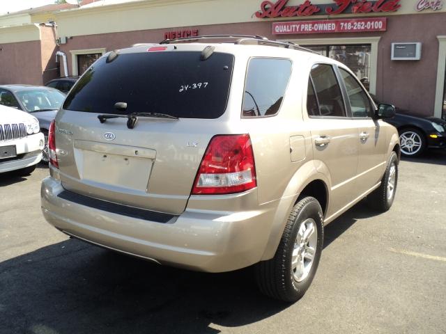 2004 Kia Sorento CE S LE