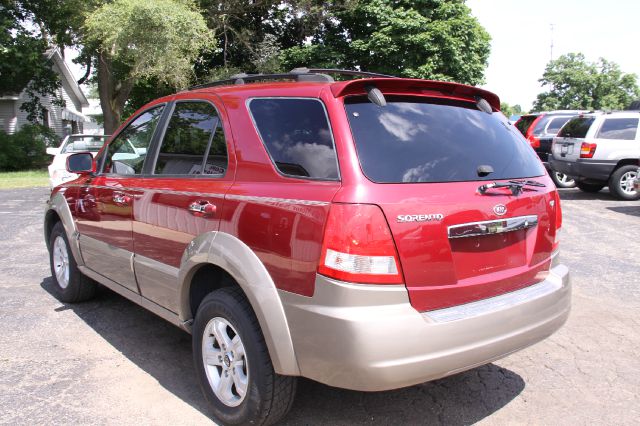 2004 Kia Sorento Crew Cab 126.0 WB 1SC LS Z85