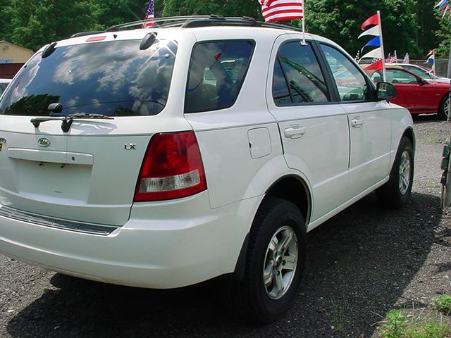 2004 Kia Sorento Unknown