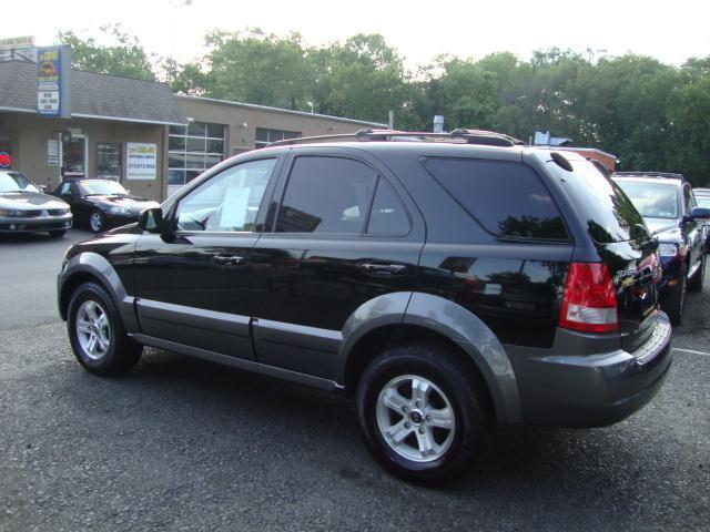 2004 Kia Sorento Crew Cab 126.0 WB LS