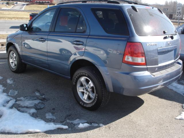 2004 Kia Sorento Elk Conversion Van