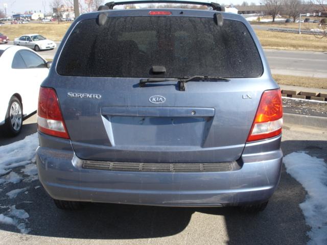 2004 Kia Sorento Elk Conversion Van