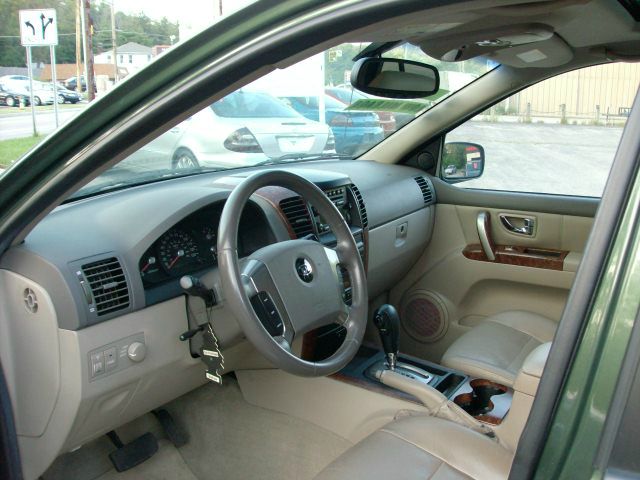 2004 Kia Sorento Unknown