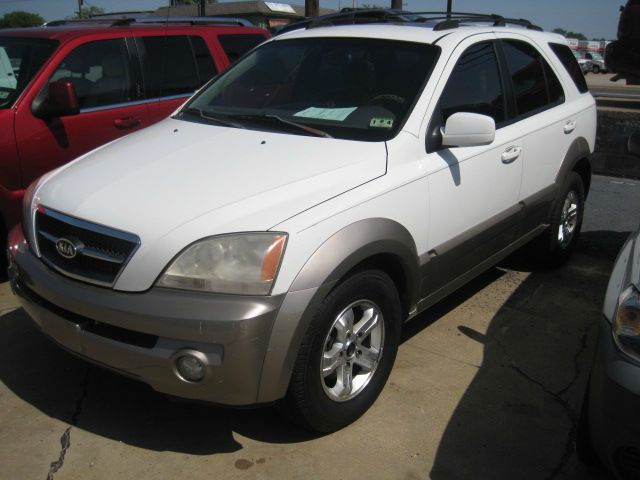 2004 Kia Sorento 4x4 Styleside Lariat