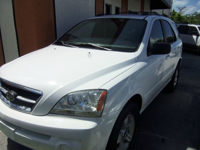 2004 Kia Sorento 4x4 Styleside Lariat