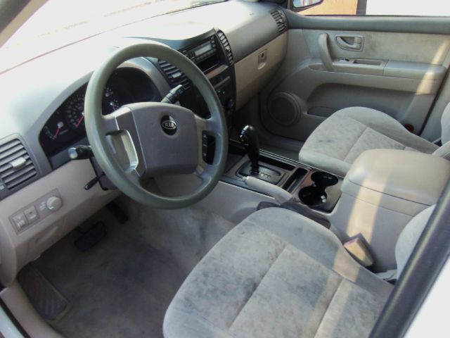 2004 Kia Sorento 4x4 Styleside Lariat