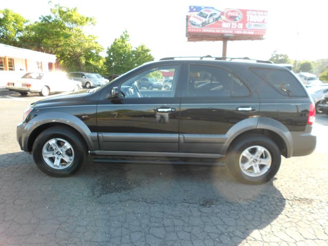 2004 Kia Sorento 4x4 Styleside Lariat