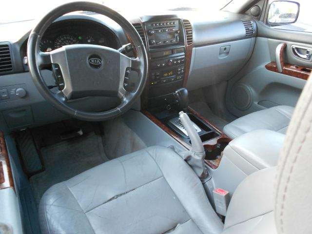 2004 Kia Sorento 4x4 Styleside Lariat