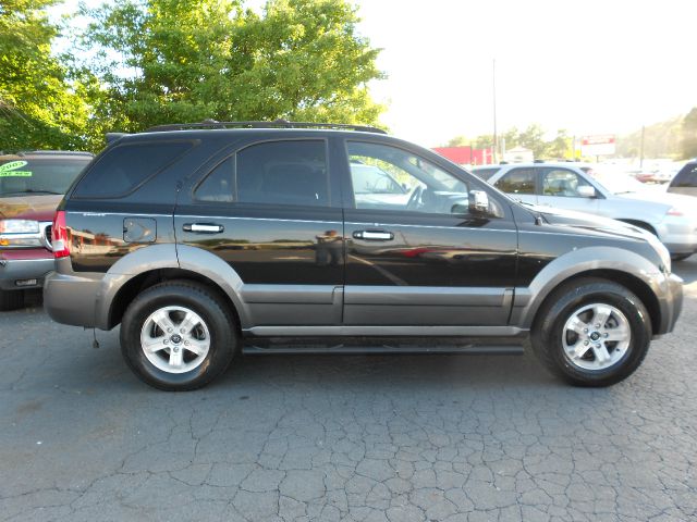 2004 Kia Sorento 4x4 Styleside Lariat