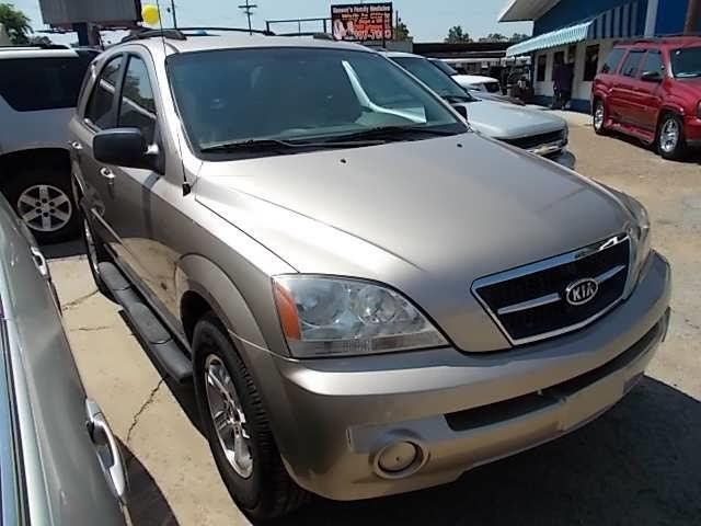 2004 Kia Sorento Elk Conversion Van