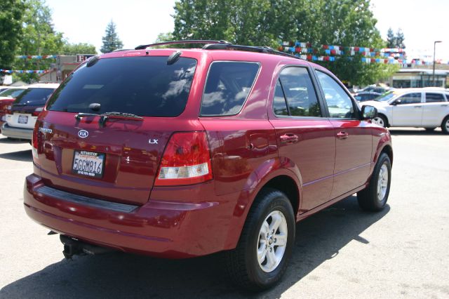 2004 Kia Sorento Unknown