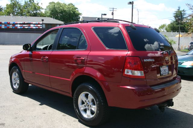 2004 Kia Sorento Unknown