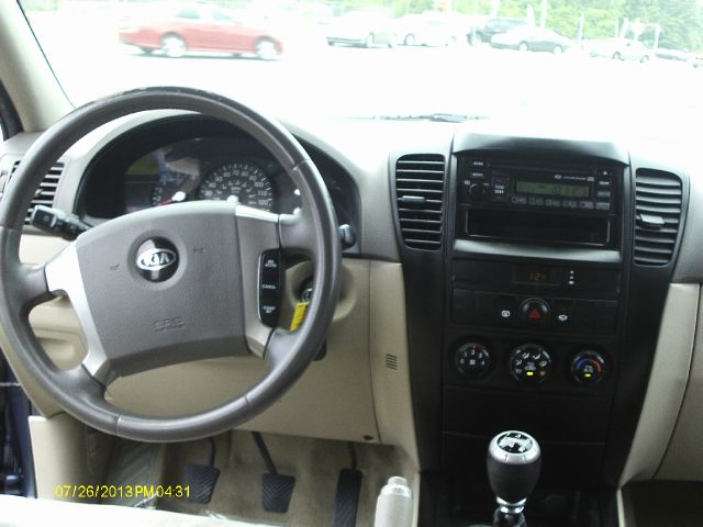 2004 Kia Sorento CREW CAB