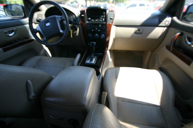 2004 Kia Sorento Open-top