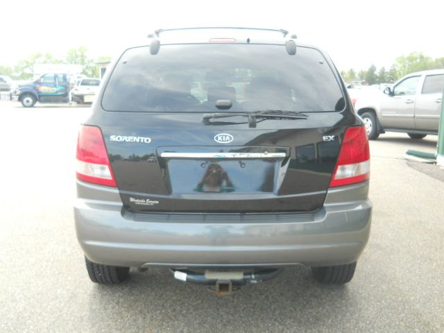 2005 Kia Sorento CREW CAB