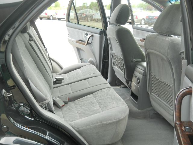 2005 Kia Sorento CREW CAB