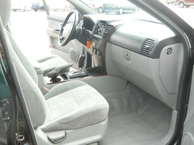 2005 Kia Sorento CREW CAB